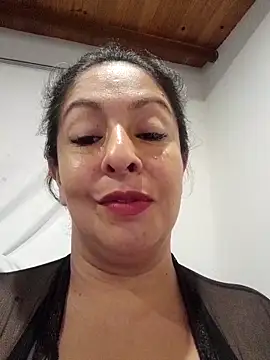 Catalina JH online show from 03/11/25, 09:13