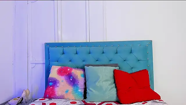 thamara26 online show from 01/24/25, 12:10