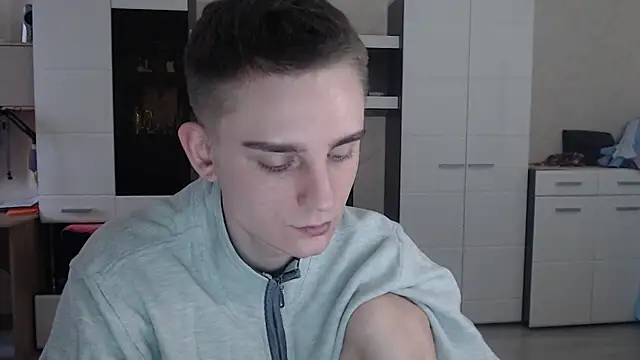 angryzan online show from 01/30/25, 10:08