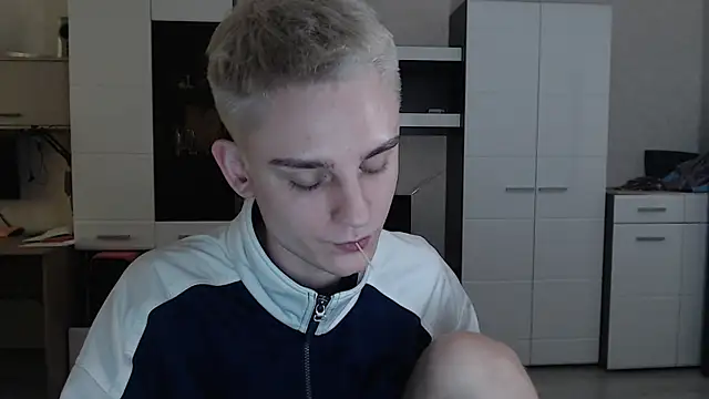 angryzan online show from 02/14/25, 07:28