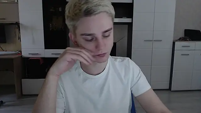 angryzan online show from 03/17/25, 07:13