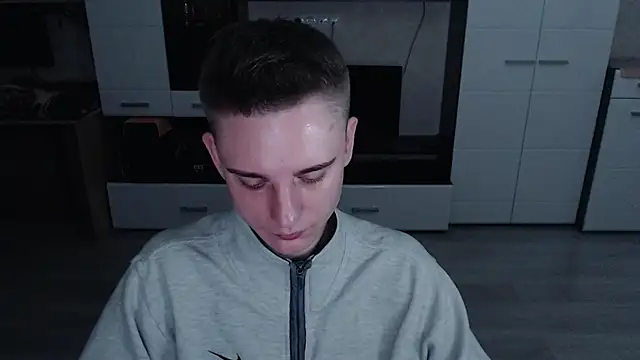 angryzan online show from 10/23/25, 04:23