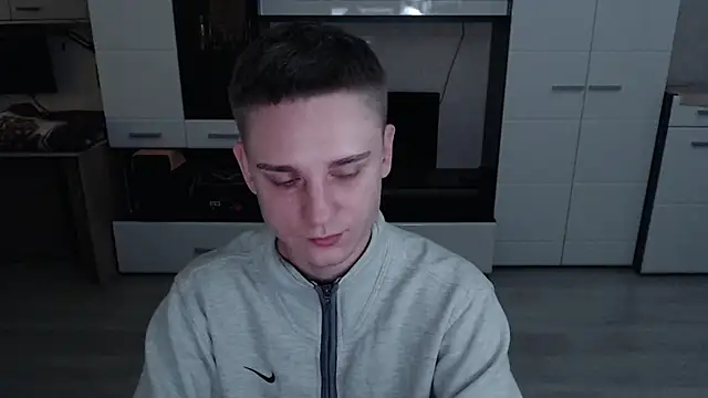 angryzan online show from 10/29/25, 06:15