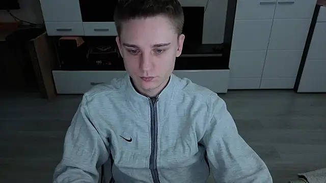 angryzan online show from 11/18/25, 05:45