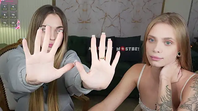 Snapshot of Lana_Pulse chatting on 12/05/24, 11:40 Lana Pulse online show from 12/05/24, 11:40