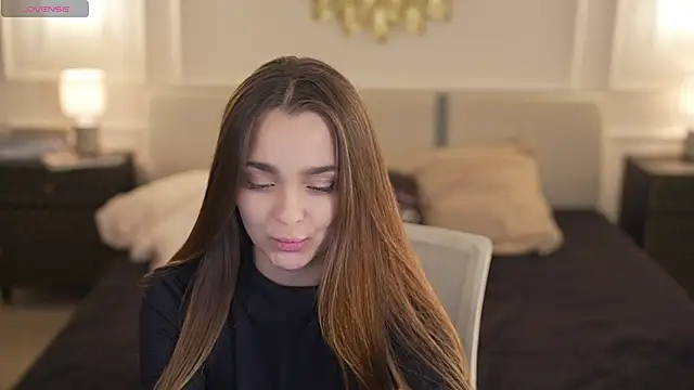 Snapshot of Lana_Pulse chatting on 10/21/25, 03:13 Lana Pulse online show from 10/21/25, 03:13