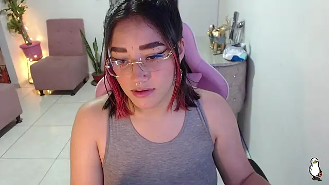 Snapshot of littleangel1_m chatting on 01/13/25, 10:03 littleangel1 m online show from 01/13/25, 10:03