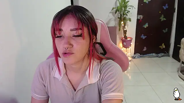 Snapshot of littleangel1_m chatting on 09/17/25, 09:16 littleangel1 m online show from 09/17/25, 09:16