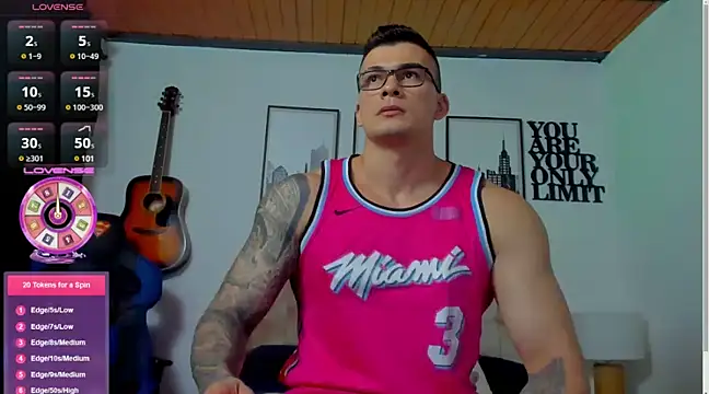 seancarreraa online show from 12/13/24, 08:04