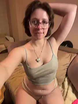 lily noris online show from 06/18/26, 06:56