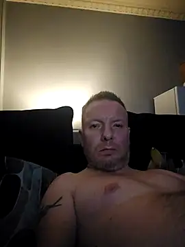 walker1979 online show from 10/18/25, 12:13