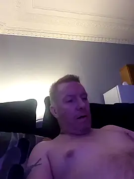 walker1979 online show from 11/03/25, 03:24