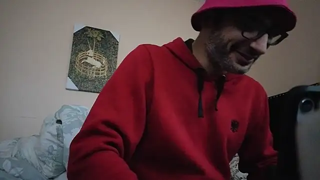 Snapshot of hailzeffn chatting on 11/09/25, 01:31 hailzeffn online show from 11/09/25, 01:31