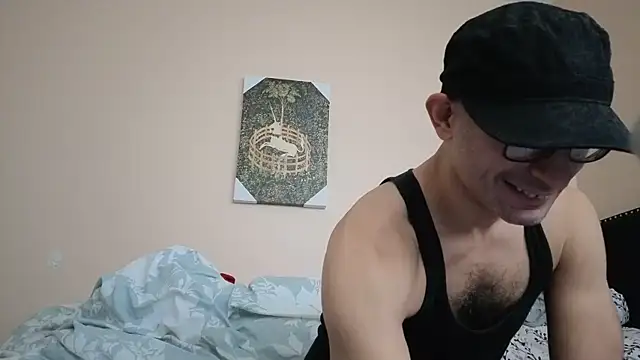 Snapshot of hailzeffn chatting on 11/12/25, 02:06 hailzeffn online show from 11/12/25, 02:06