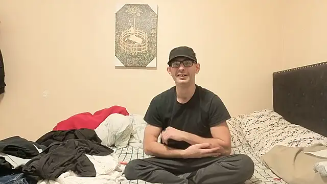 Snapshot of hailzeffn chatting on 12/17/25, 11:11 hailzeffn online show from 12/17/25, 11:11