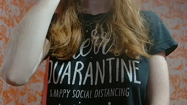 strawberrysmoothie online show from 12/24/24, 05:38