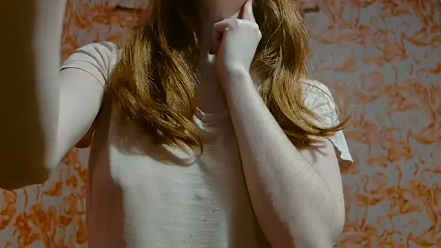 strawberrysmoothie online show from 12/29/24, 04:16