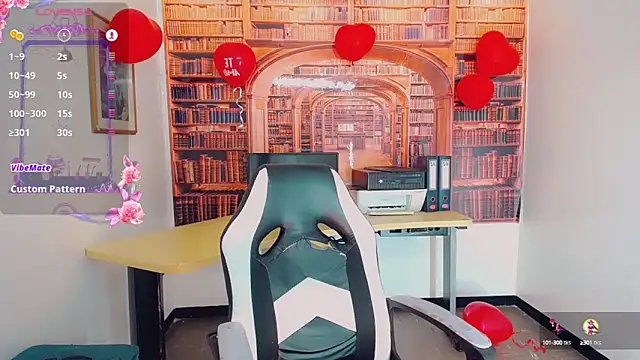 Snapshot of khiara_moretti chatting on 02/17/25, 10:47 khiara moretti online show from 02/17/25, 10:47