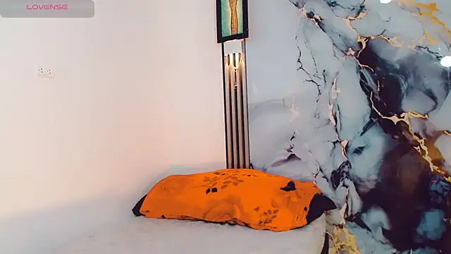 Snapshot of khiara_moretti chatting on 11/11/25, 11:21 khiara moretti online show from 11/11/25, 11:21