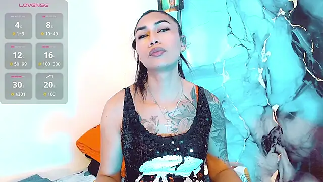 Snapshot of khiara_moretti chatting on 11/22/25, 11:20 khiara moretti online show from 11/22/25, 11:20