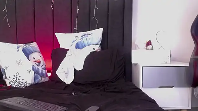 muscle ares online show from 12/28/24, 02:42