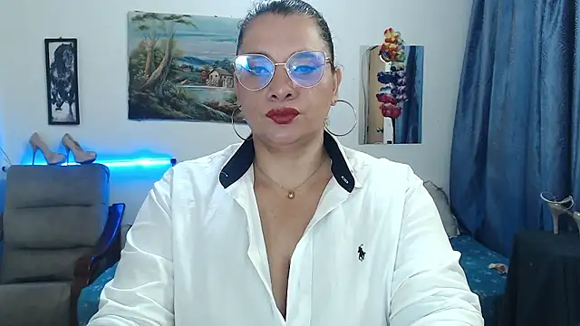 Aleja Gonzales online show from 01/10/26, 12:07