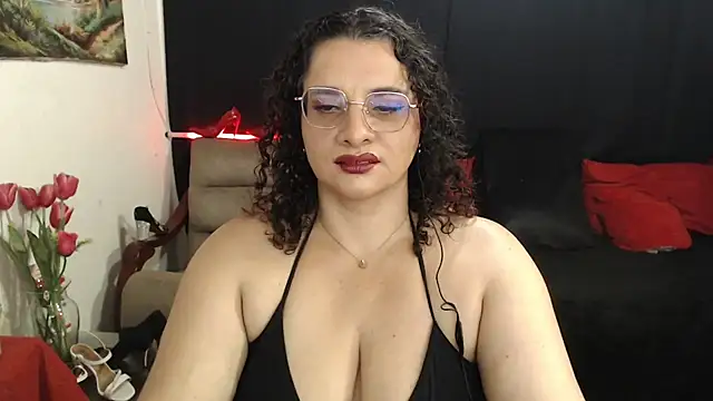 Aleja Gonzales online show from 03/05/26, 01:34