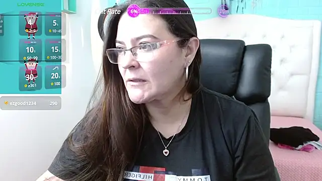 Snapshot of MsJossie chatting on 12/22/24, 04:28 MsJossie online show from 12/22/24, 04:28