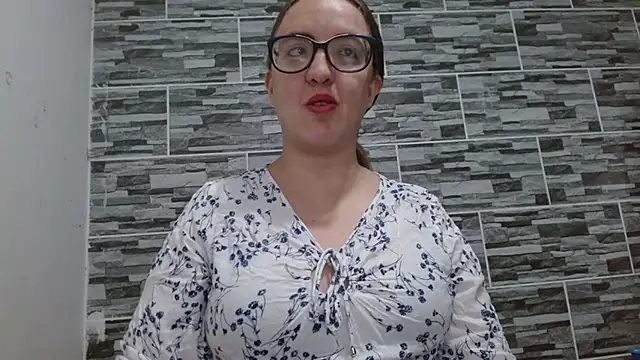 Venus Santana online show from 05/02/26, 04:56
