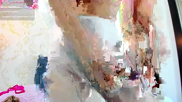 EIMY-ROBERTS online show from 10/29/25, 08:32