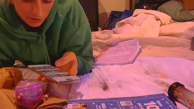 Snapshot of watermellonpussy chatting on 11/07/25, 01:44 watermellonpussy online show from 11/07/25, 01:44