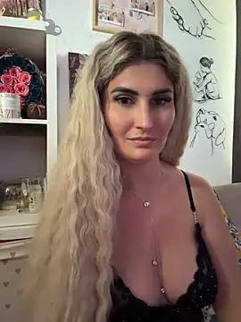 EvelynFrances online show from 07/10/26, 01:14