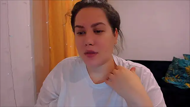  madalexa  online show from 02/02/25, 09:40