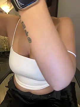 GabriellaFerrer online show from 02/14/25, 10:38