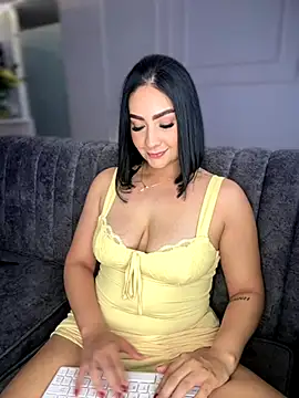 GabriellaFerrer online show from 09/15/25, 08:42