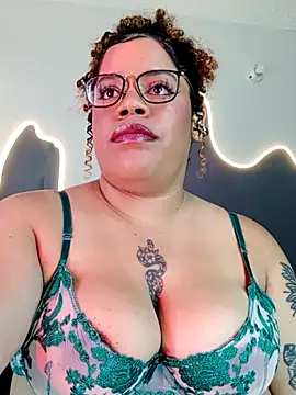 Snapshot of Dirty_sara17 chatting on 03/15/25, 08:54 Dirty sara17 online show from 03/15/25, 08:54