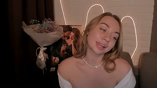 DanielaWisse online show from 12/22/24, 05:01