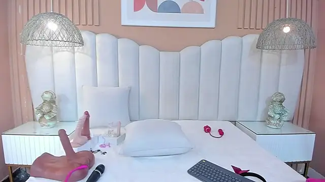 Sara Vanegas online show from 03/07/26, 11:18