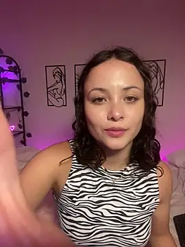 Megan Rodrigo online show from 01/27/25, 01:26