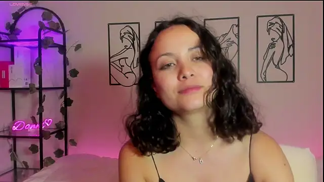 Megan Rodrigo online show from 03/03/25, 01:31