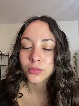 Megan Rodrigo online show from 03/06/26, 01:40