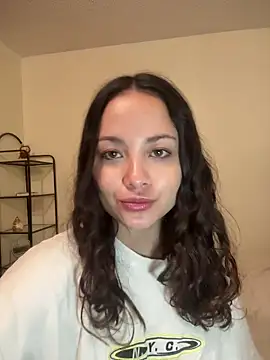 Megan Rodrigo online show from 03/18/26, 02:09