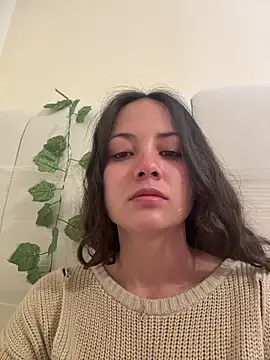 Megan Rodrigo online show from 04/08/26, 12:38