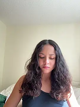 Megan Rodrigo online show from 04/25/26, 07:55