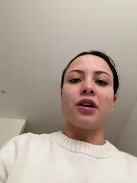 Snapshot of Megan_Rodrigo chatting on 06/23/26, 02:37 Megan Rodrigo online show from 06/23/26, 02:37