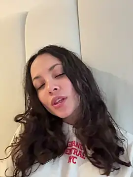 Snapshot of Megan_Rodrigo chatting on 07/02/26, 12:44 Megan Rodrigo online show from 07/02/26, 12:44