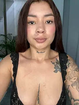 Roxanne 08 online show from 01/03/25, 12:08