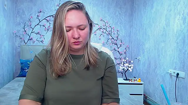 SallyVerda online show from 05/18/26, 05:52