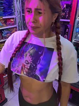 Amber Martins  online show from 02/19/25, 04:44