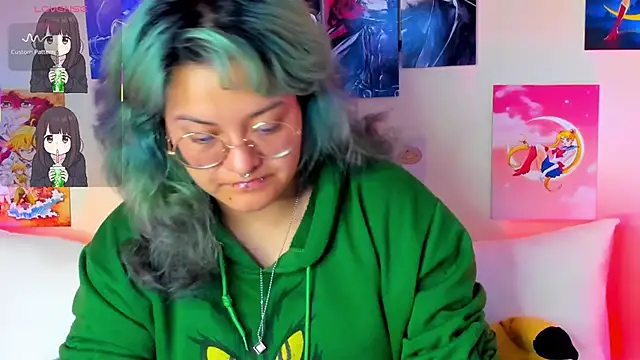 lucky-leah online show from 02/05/25, 03:34